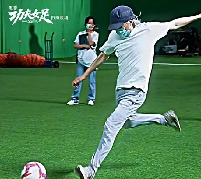 功夫女足上映仅1天，难堪的一幕出现，票房曝光，冯小刚没说错