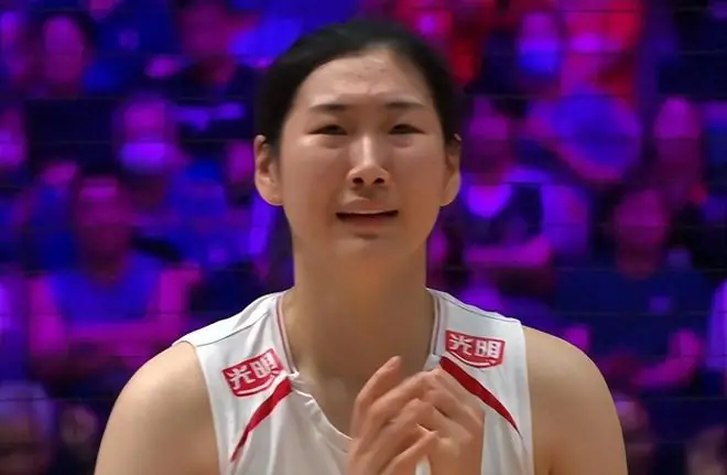 连续爆冷！女排25-21，25-22世界No.1 李晨瑄的表现太棒了
