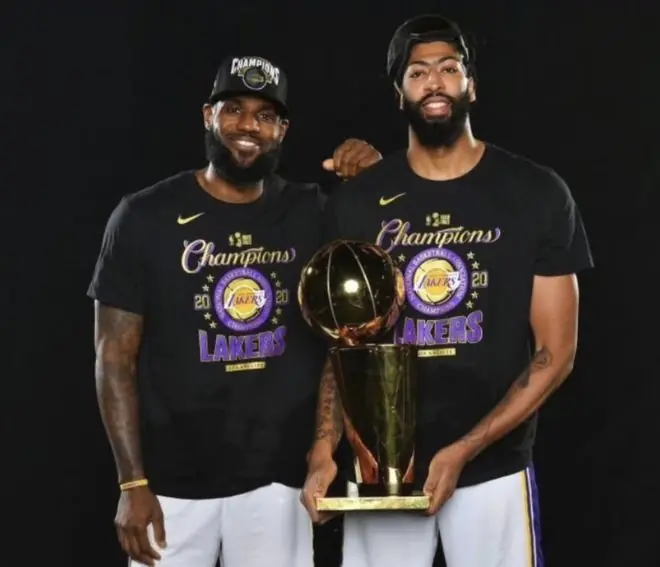 开拓者签下NBA冠军中锋！集齐4大内线，冲季后赛，杨瀚森出场变难