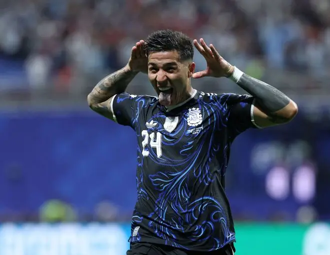 世界杯:等待24年的复仇!恩佐世界波劳塔罗绝杀 阿根廷2-1英格兰