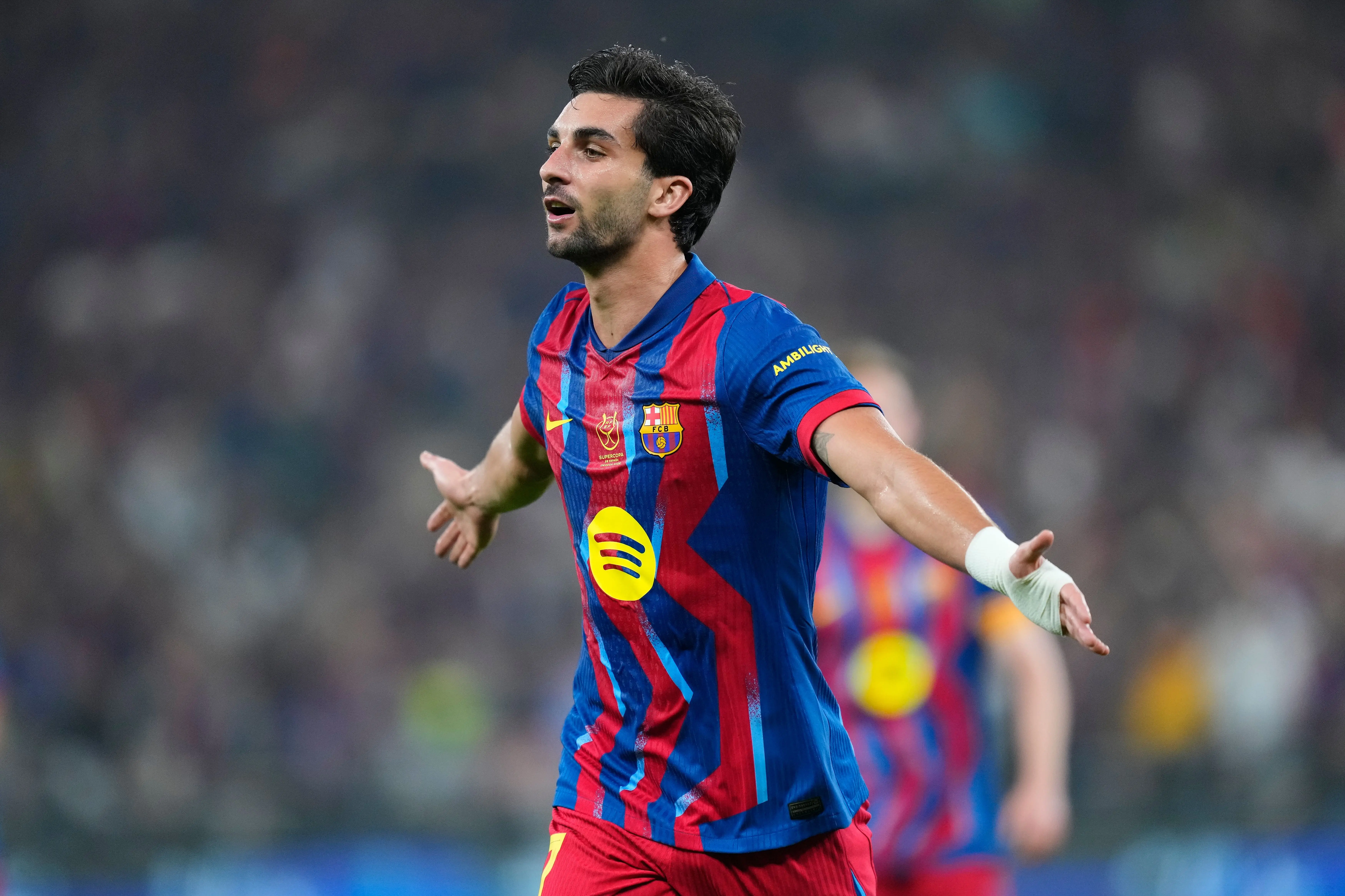 TA:巴萨认为马竞对费兰有意 但马竞否认;巴萨会继续追求小蜘蛛
