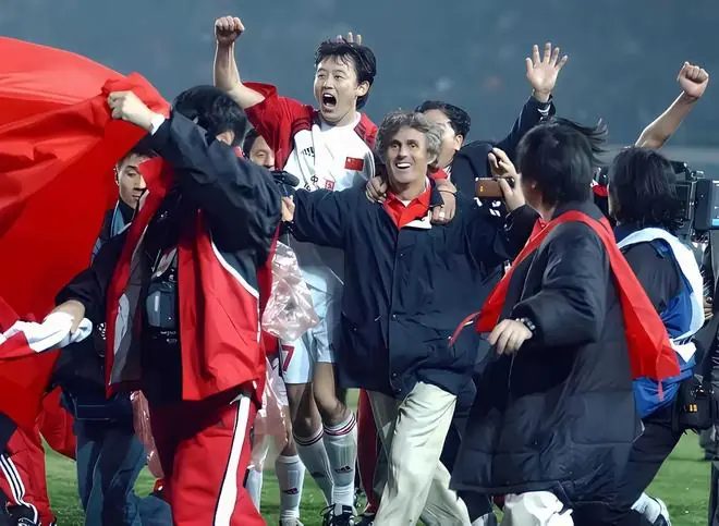 国足唯一一次进世界杯!董路：米卢根本不职业 他来中国是以邪制邪