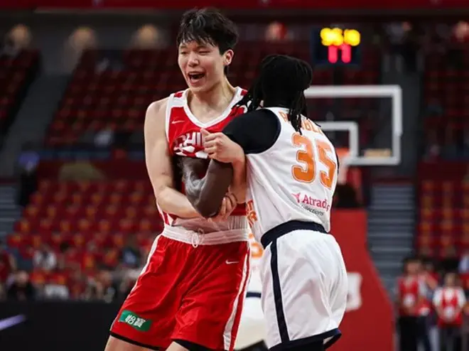用不好也继续召!杨瀚森仍在集训名单,郭士强此举或断送其NBA生涯