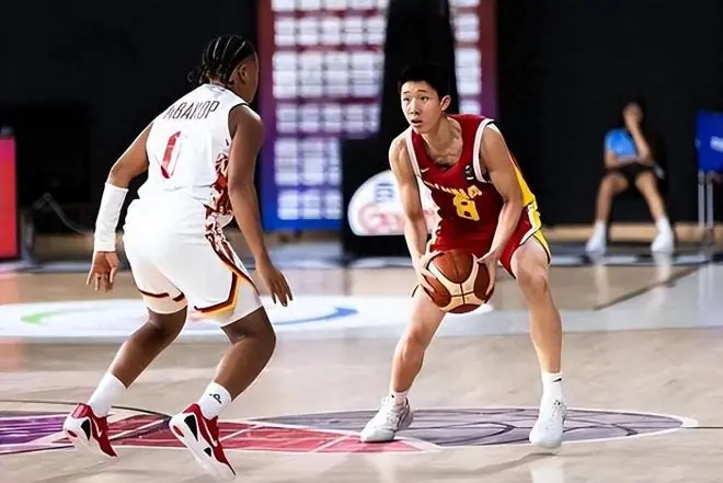 从高光到哑火！中国库里的断崖下滑 背后是男篮青训最大痛点