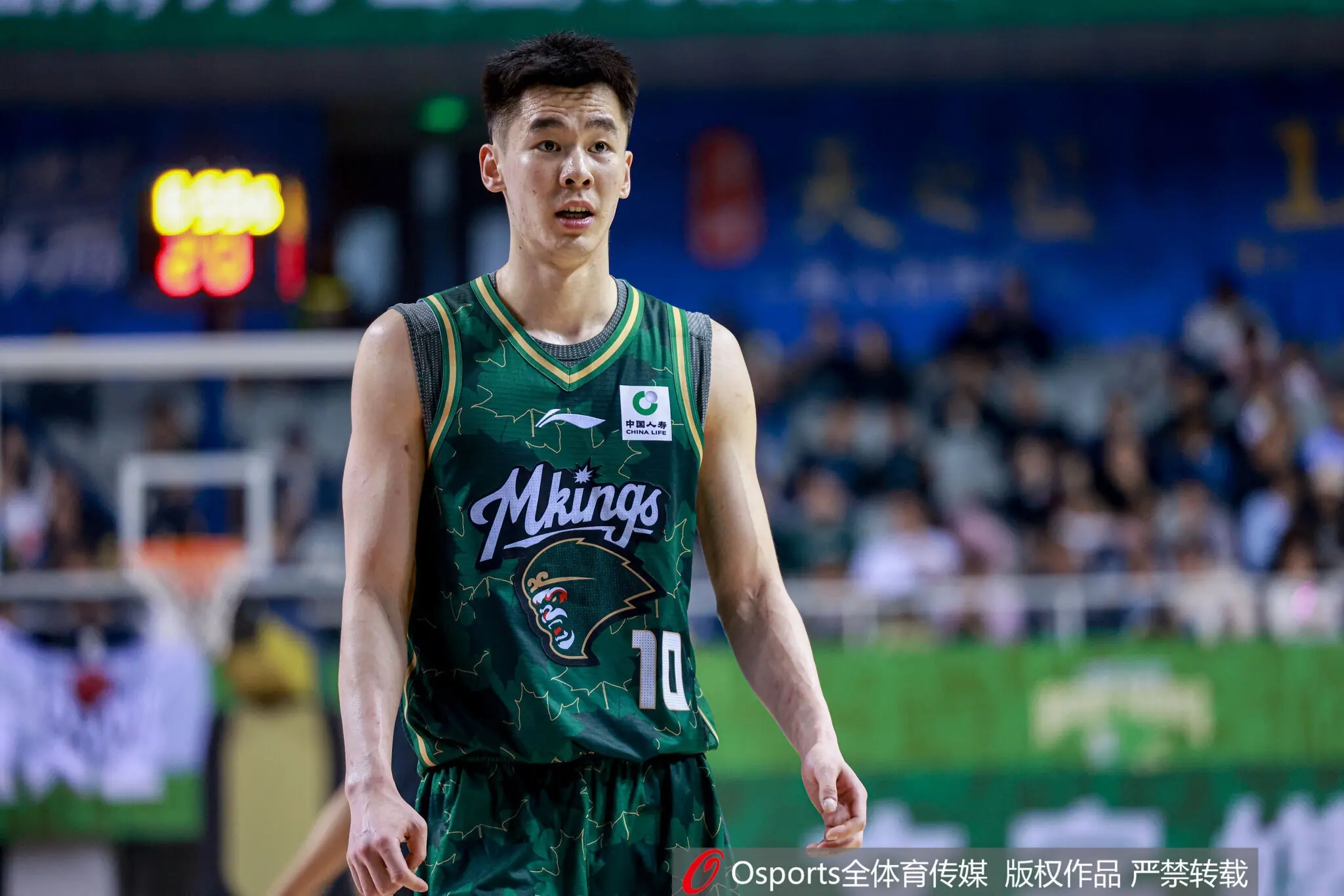 媒体人:在郭昊文最需要涨球的时候 他浪费了最佳时间