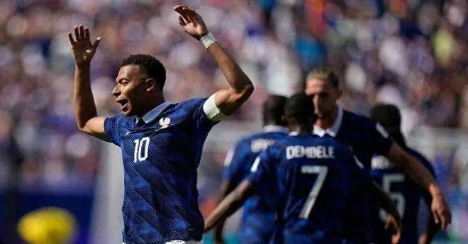 7月10日世界杯：首支4强队产生，姆巴佩疯狂刷新纪录，摩洛哥出局