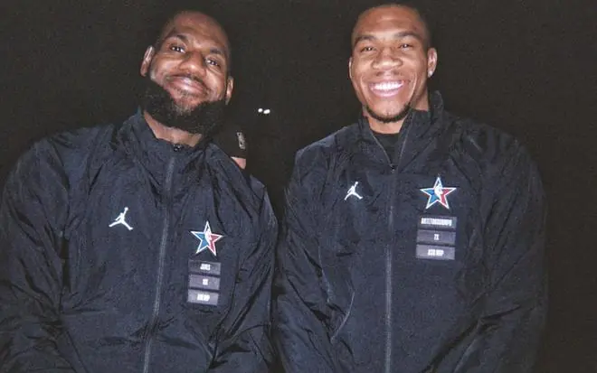 记者：詹姆斯一直以来都有意和字母哥并肩作战