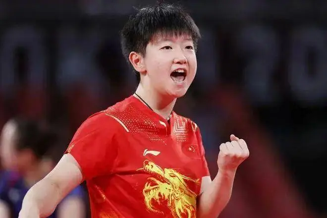 邱导说,孙颖莎夺冠的奖金加起来可不是一个小数目,可她银行卡里经常就几千块钱的零花钱