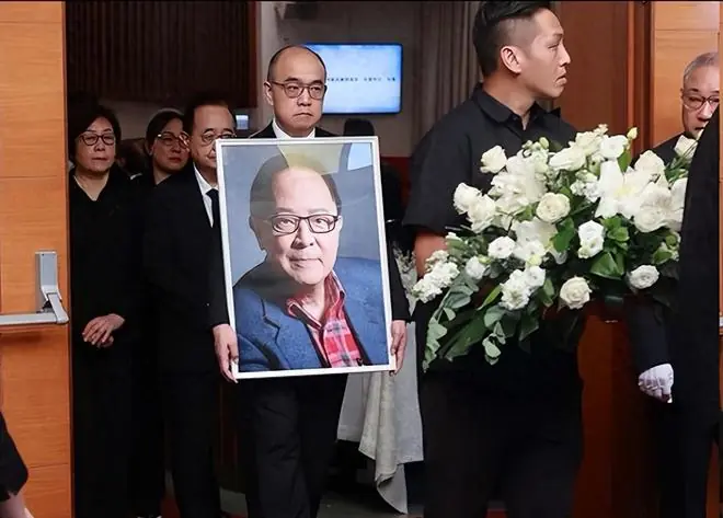 香港戏剧教父钟景辉出殡，王祖蓝致辞 刘德华周润发送别