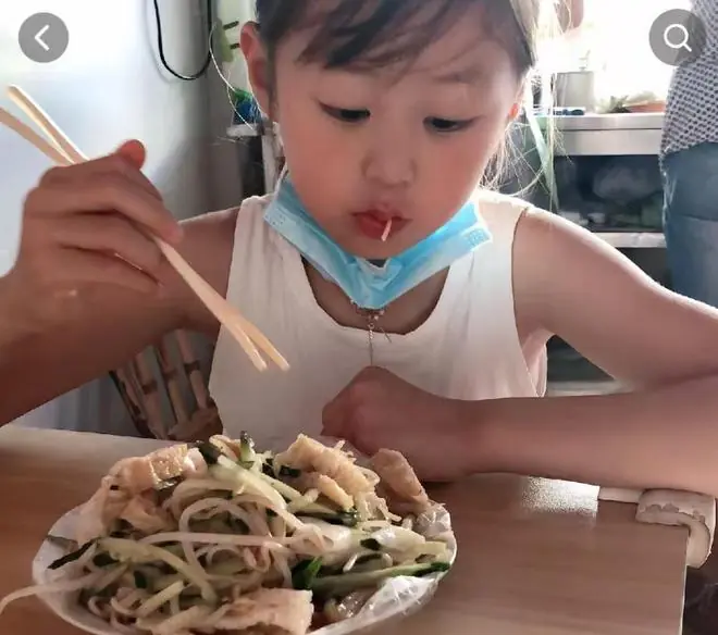 “生女儿再厉害，也还得给我们儿子服务”，家长低认知观点，被追着反驳