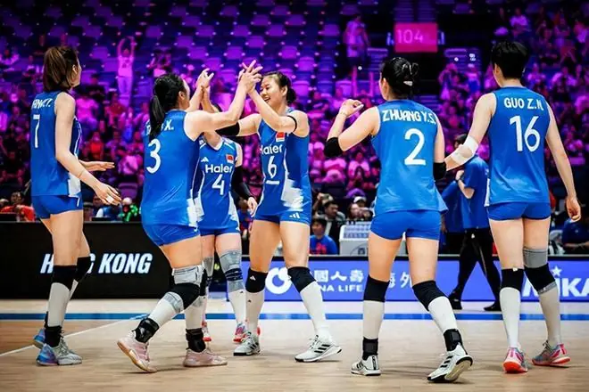 瞎指挥?8中2,多次丧失机会仍留在场,球迷怒问赵勇:为何不换她
