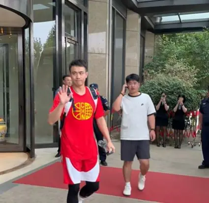 中国男篮vs日本男篮!赛前带来中国男篮赵继伟、王俊杰、杨瀚森、胡金秋以及日本男篮的最新消息