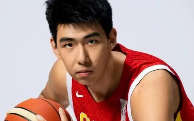 男篮4人暂时离队!杨瀚森+徐昕备战夏联,王俊杰赵维伦NCAA集训!