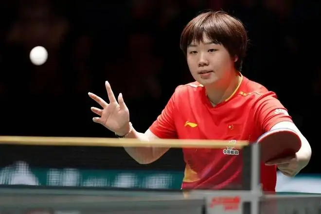 王励勤这下高兴坏了，不是因为蒯曼逆转张本美和，而是蒯曼蜕变了