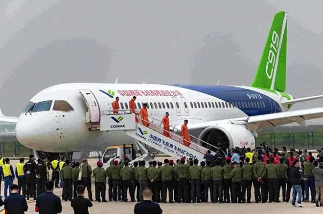 C919拿下科技特等奖，美国曾远程关停发动机，不料中国已换了玩法