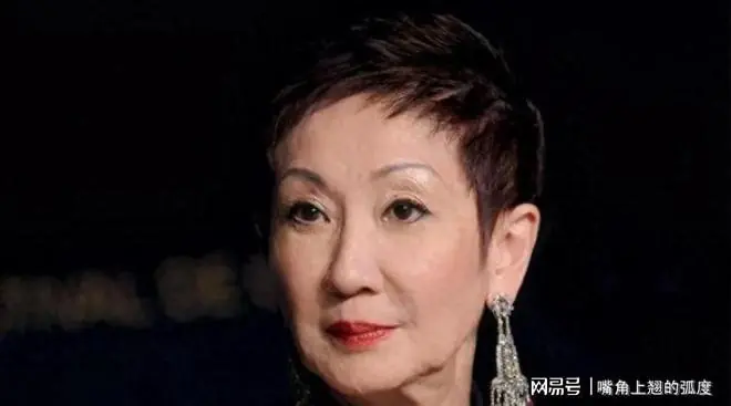 施南生病重入院老友探望，前夫徐克全天陪护被骂，病根早已埋下