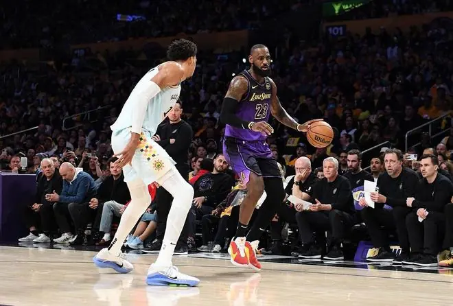 5年2.52亿，降薪续约！成NBA最强状元郎，新赛季西部又有悬念了
