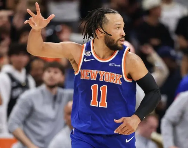 官方:布伦森荣获2026年ESPY最佳NBA球员奖