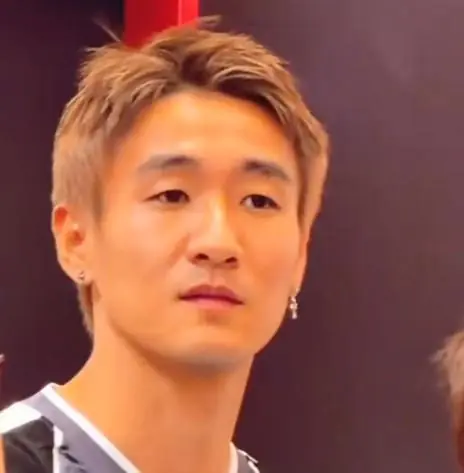 韦世豪：去年踢完天津客场，成都球迷在主场举起我的球衣，我会记一辈子