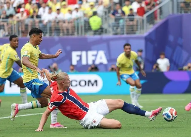 哈兰德双响内马尔点射 挪威2-1击败巴西
