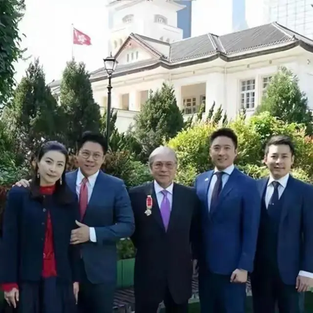 霍启山婚事定了？他亲娘也同意？