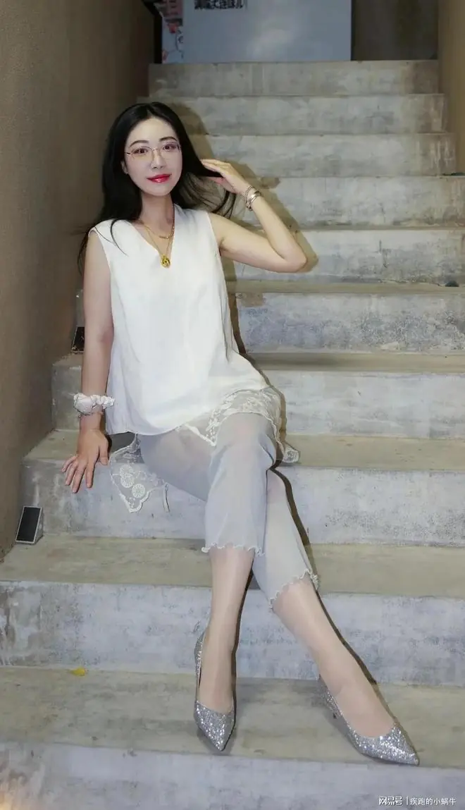 熟女的穿搭：那不是年龄，是衣品终于嫁给了阅历
