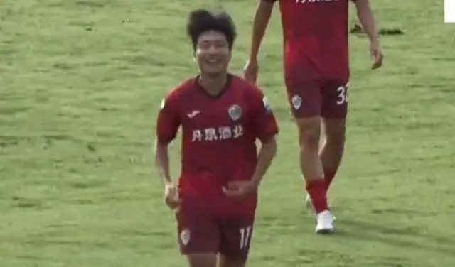 德转:张华峻和吕晨加盟中乙大连可为