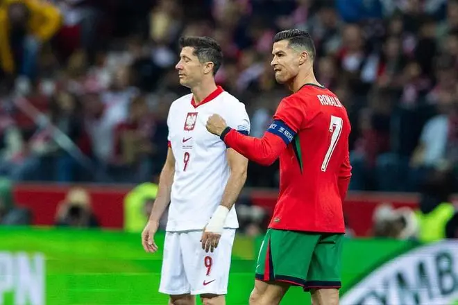 炸了!疑似伊布炮轰FIFA:世界杯4次偏袒保送C罗+葡萄牙 莱万转发