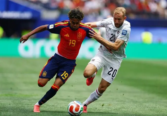 西班牙3-0奥地利,赛后评分:不是亚马尔第一,西班牙21号排第一