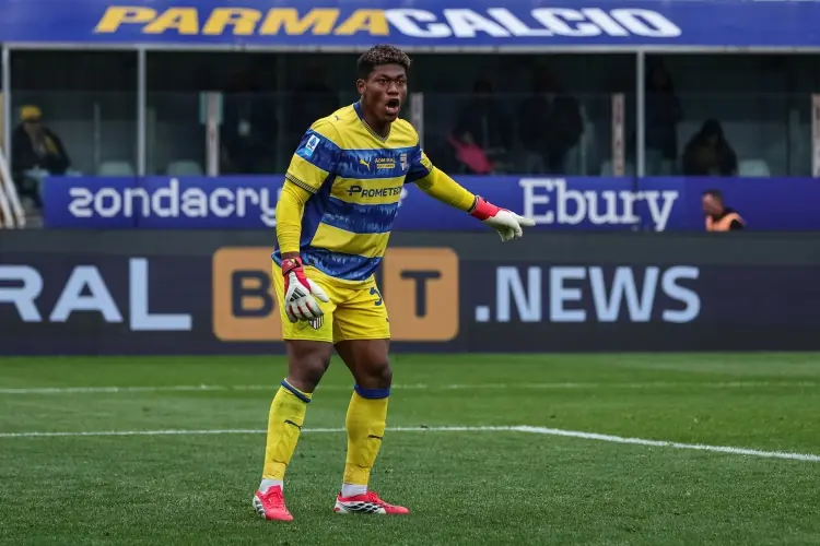 记者：尤文再次对铃木彩艳展开问询，还问了帕尔马前锋佩莱格里尼