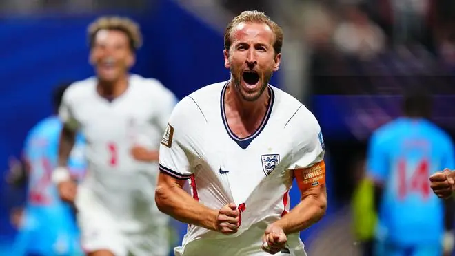 英格兰2-1逆转刚果金，凯恩双响破34年纪录