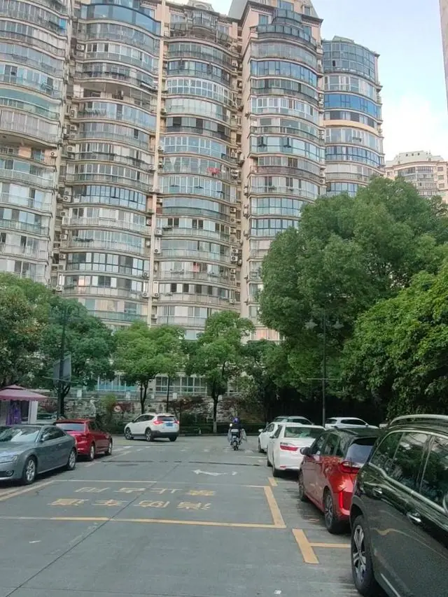 上海二手房成交跌破荣枯线，未来两周定生死？