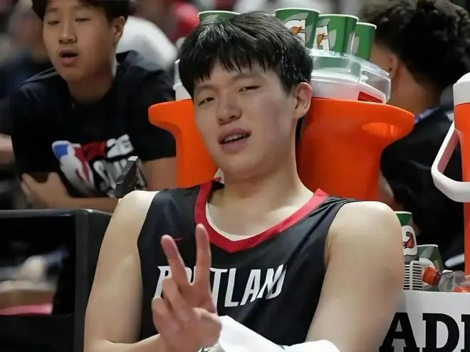 极限行程！杨瀚森赴美打夏季联赛了！