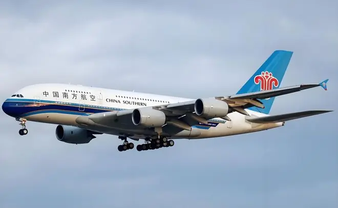 蓝天上消失的南航巨无霸A380飞机，国内只剩下两个地方可以看到