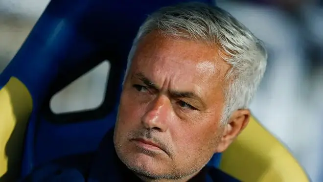 穆里尼奥硬刚管理层！全皇马嫌弃的 6000 万水货，他却当宝贝留着