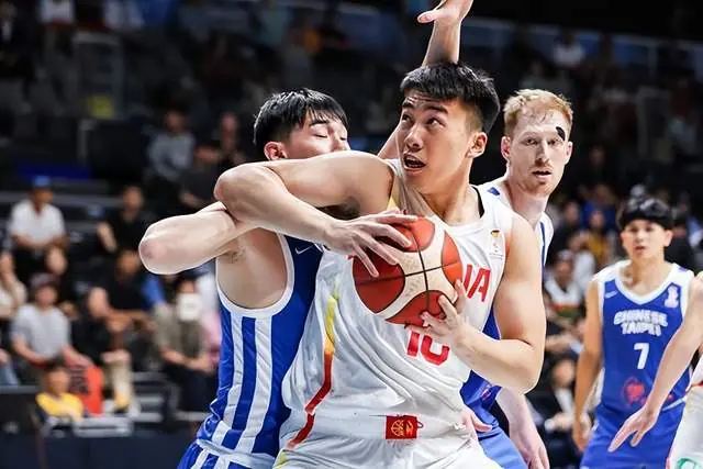 中国男篮半场领先中国台北26分,上场球员中唯山东国手没有得分