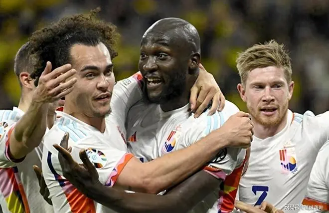世界杯3-2疯狂逆转:3分钟绝境翻盘,塞内加尔痛失赛点