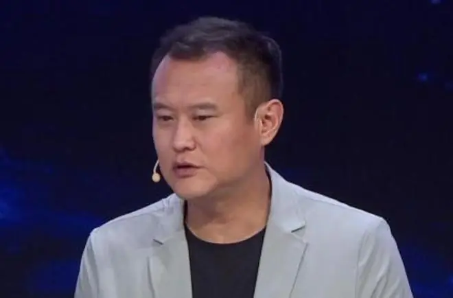 徐云龙谈塞内加尔出局：非洲球员有些共性，比赛容易突然断线
