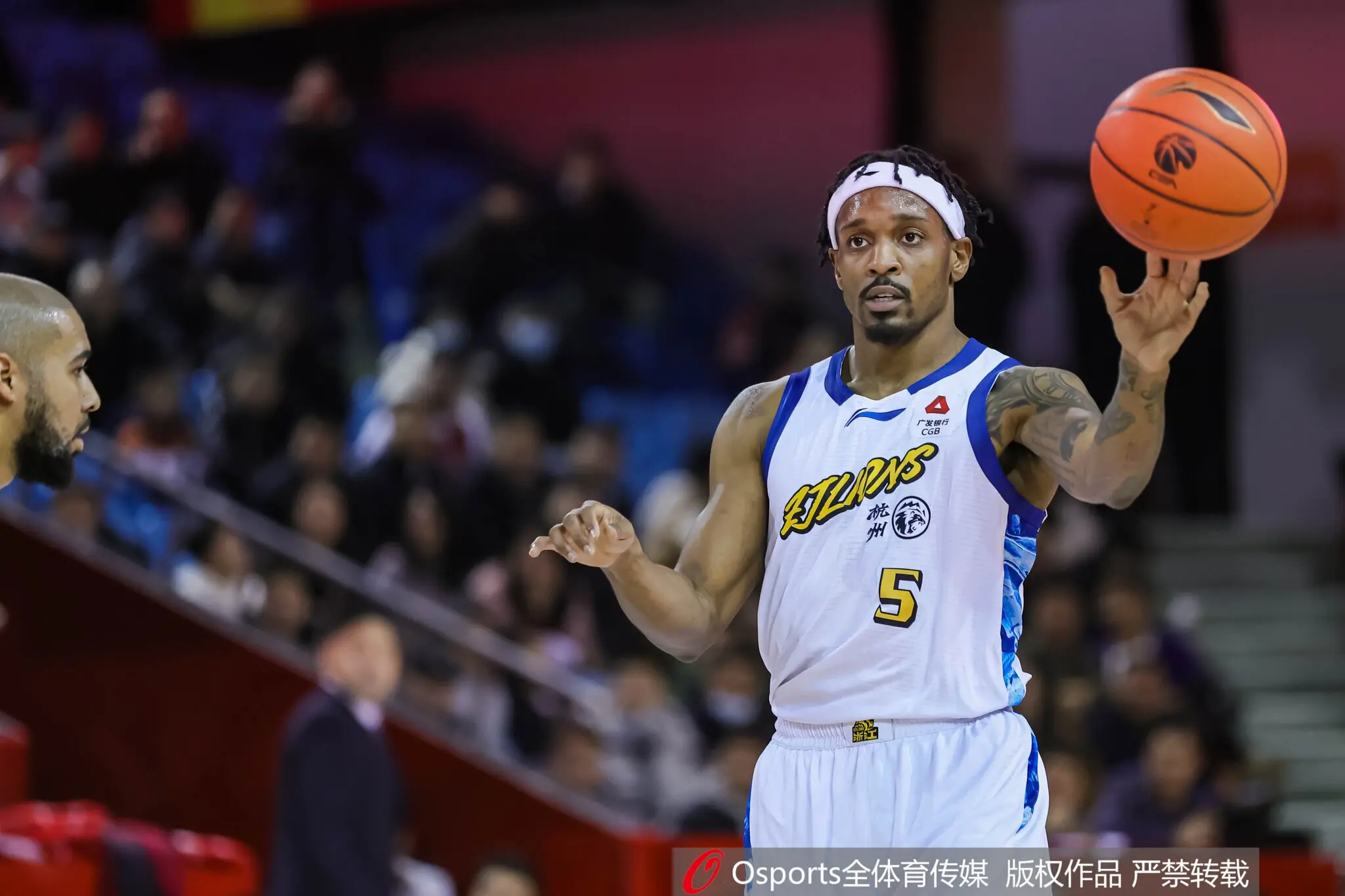 再度联手?媒体人:北京首钢将在休赛期追逐外援小巴里·布朗