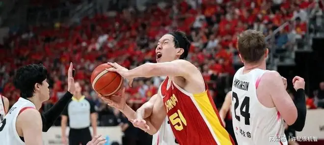 男篮主场73-92惨败日本！杨瀚森9分，苏群：不知道在打什么