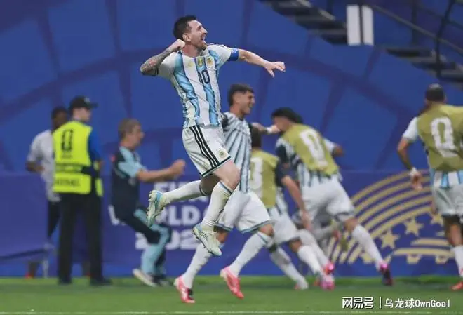 0-2到3-2,世界杯神奇逆转!阿根廷绝杀,梅西率队晋级八强
